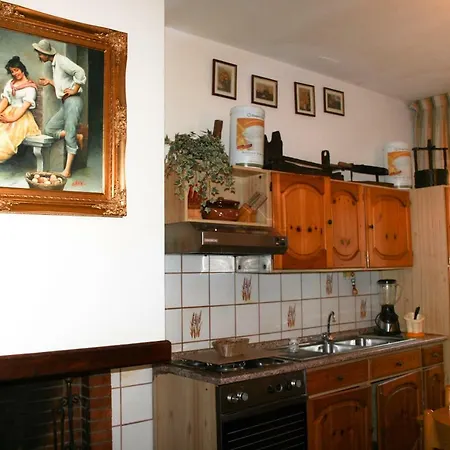 Pensión Morianese Lucca